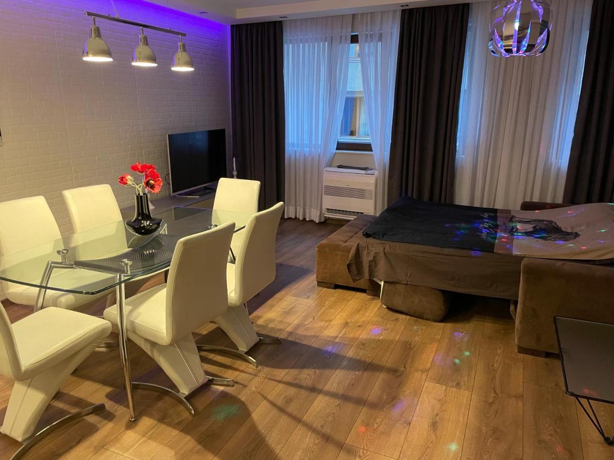 Luxury Apartments In Top City Center Varna 1 Exterior foto