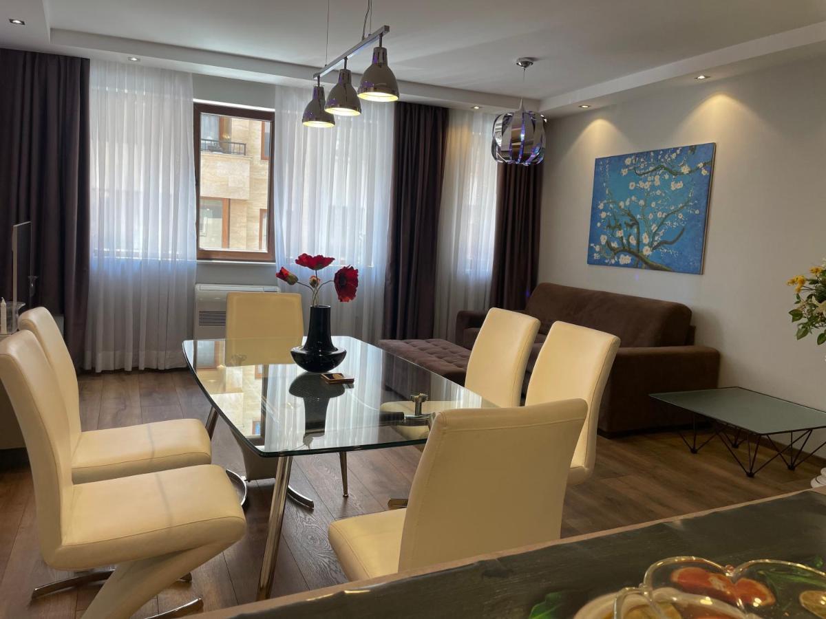 Luxury Apartments In Top City Center Varna 1 Exterior foto