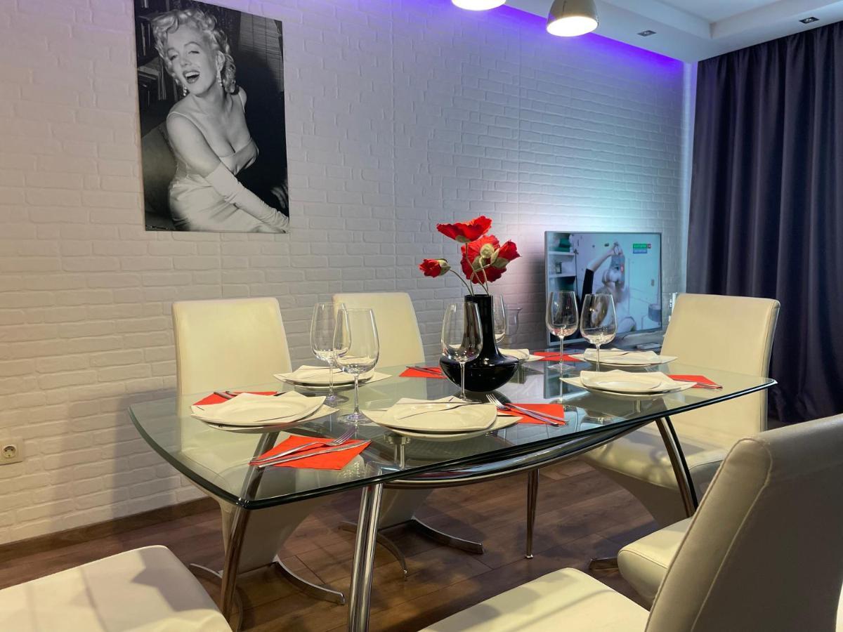 Luxury Apartments In Top City Center Varna 1 Exterior foto